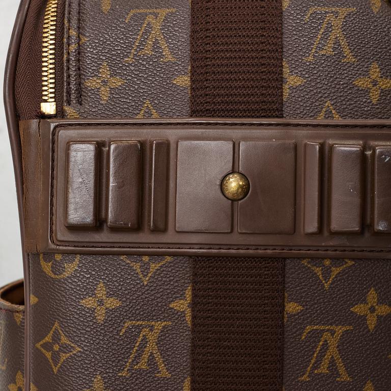 Louis Vuitton, cabin suitcase "Pégase 55".