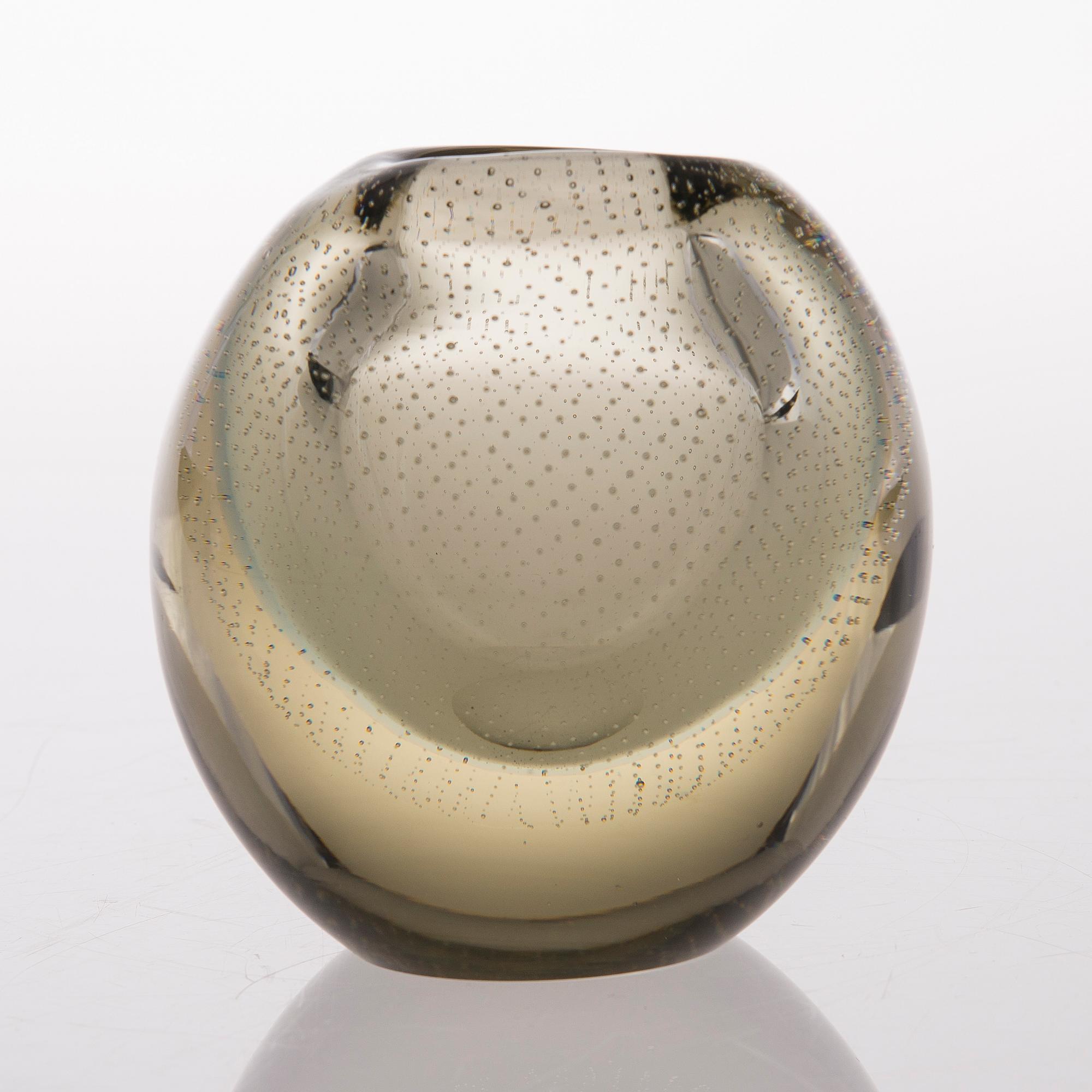 GUNNEL NYMAN, "Huntu", malli GN17. Nuutajärvi, 1940-luku. Signeerattu G. Nyman.