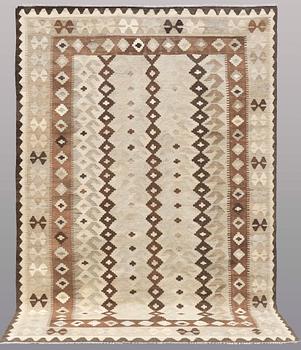 A CARPET, Kilim, ca 301 x 200 cm.