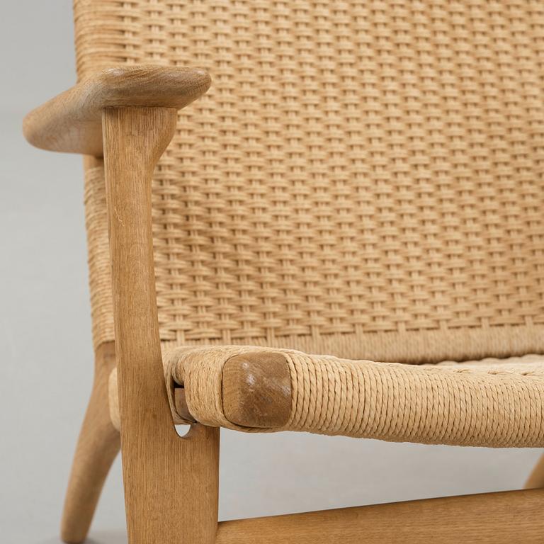 Hans J. Wegner, a 'CH-25' easy chair, Carl Hansen & Son, Denmark, probably 1950-60's.