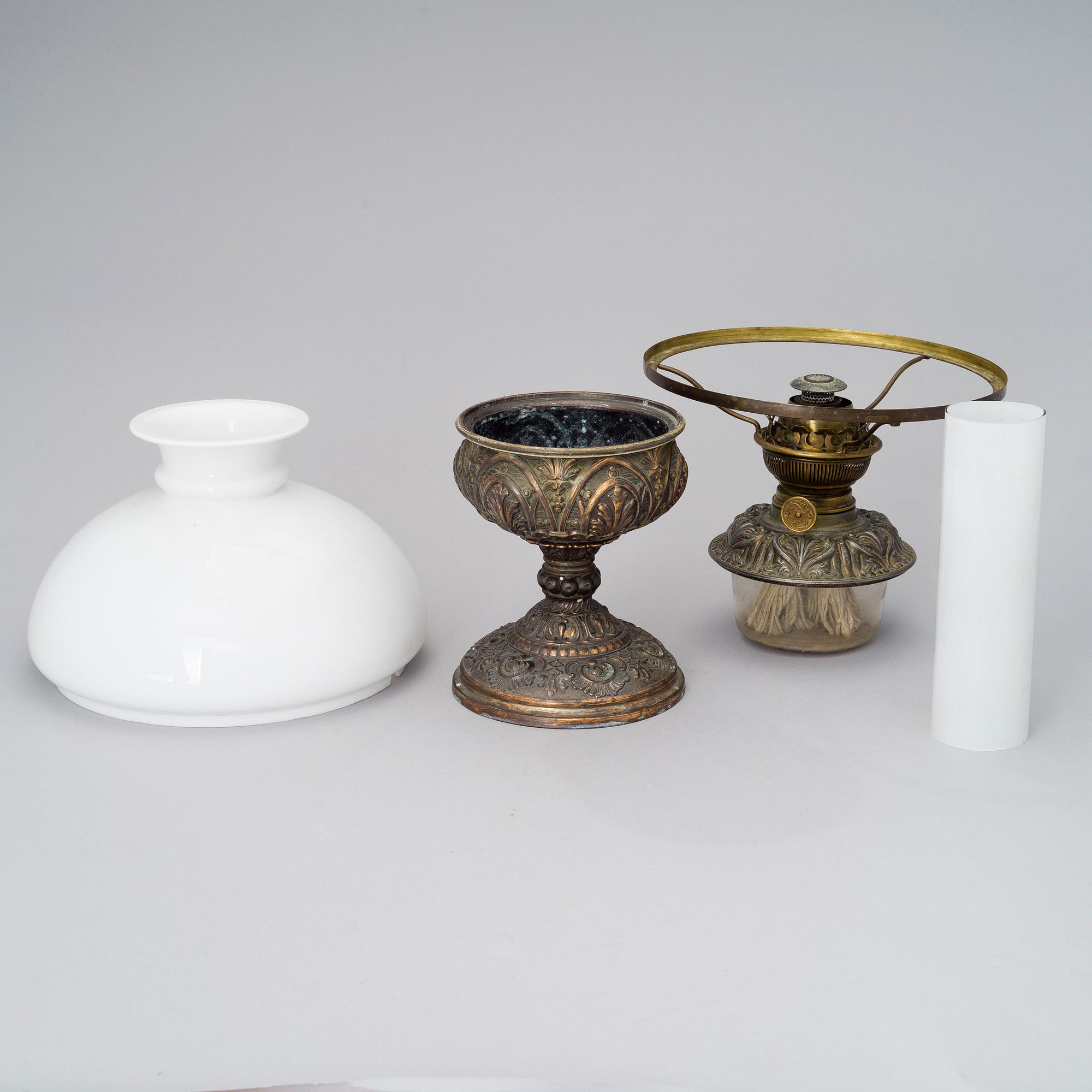 ÖLJYLAMPPU, merkitty Matadorbrenner, vuosisadan vaihde 1800/1900.