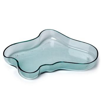 Alvar Aalto, a green tinted glass dish, model 9748 for Karhula Glassworks, Finland, in production 1937-1949.