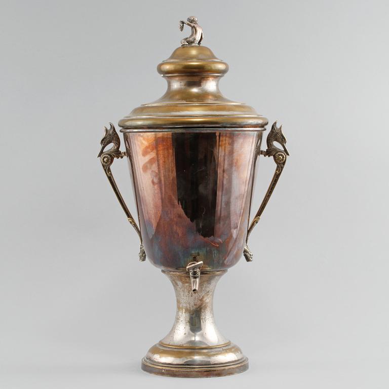 SAMOVAR, nysilver, C.G Hallberg, Stockholm, omkring sekelskiftet 1900.