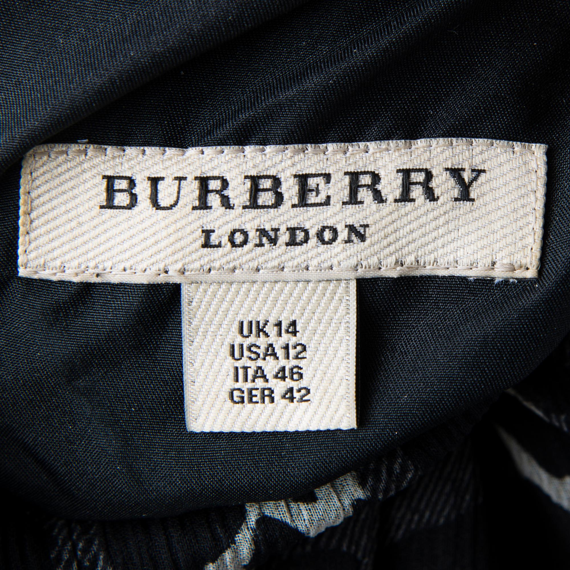 ÄRMLÖS BLUS, Burberry.