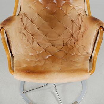 A late 20th centruy "Jetson" chair, designed by Bruno Mathson for Dux.