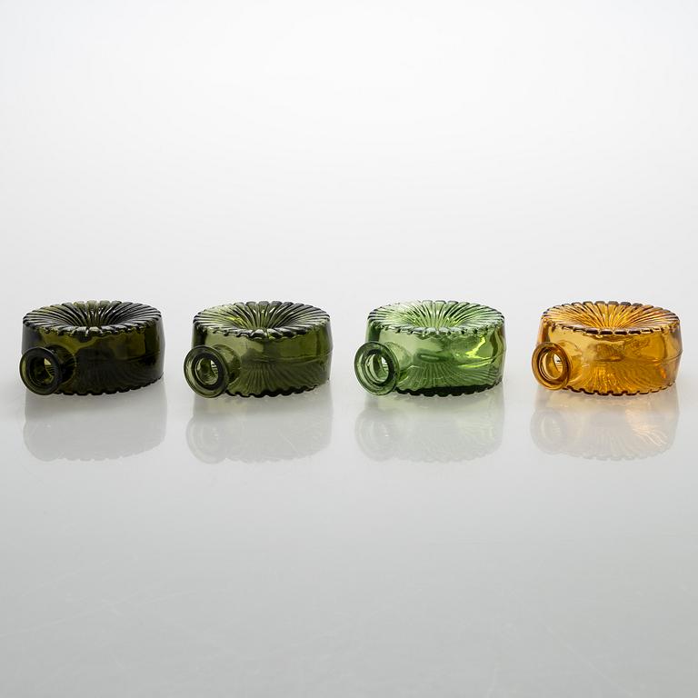 Helena Tynell, A set of four Sun bottles for Riihimäen Lasi Oy. Produced 1964-1974.