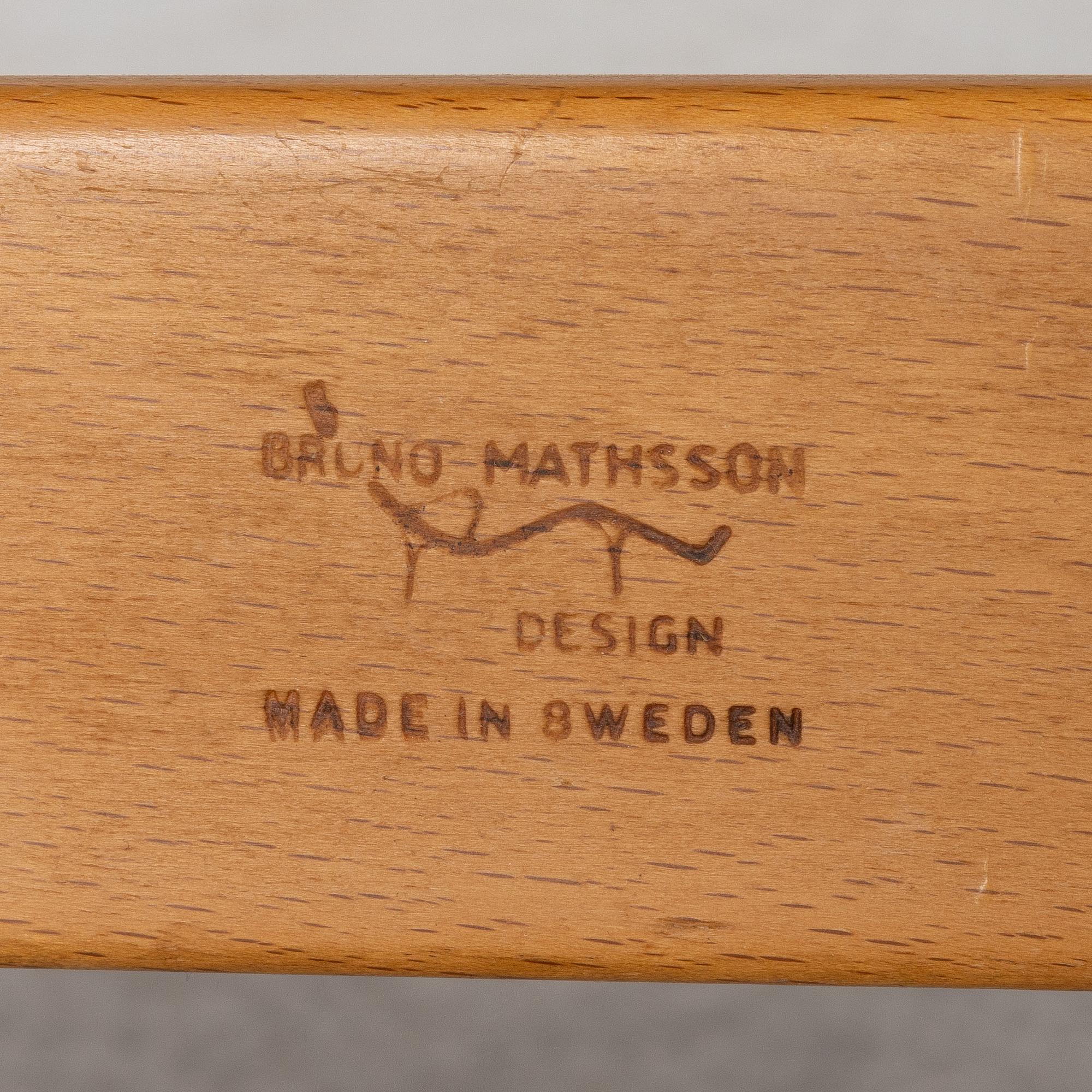 Bruno Mathsson, karmstolar, ett par, "Eva", Firma Karl Mathsson, 1976.