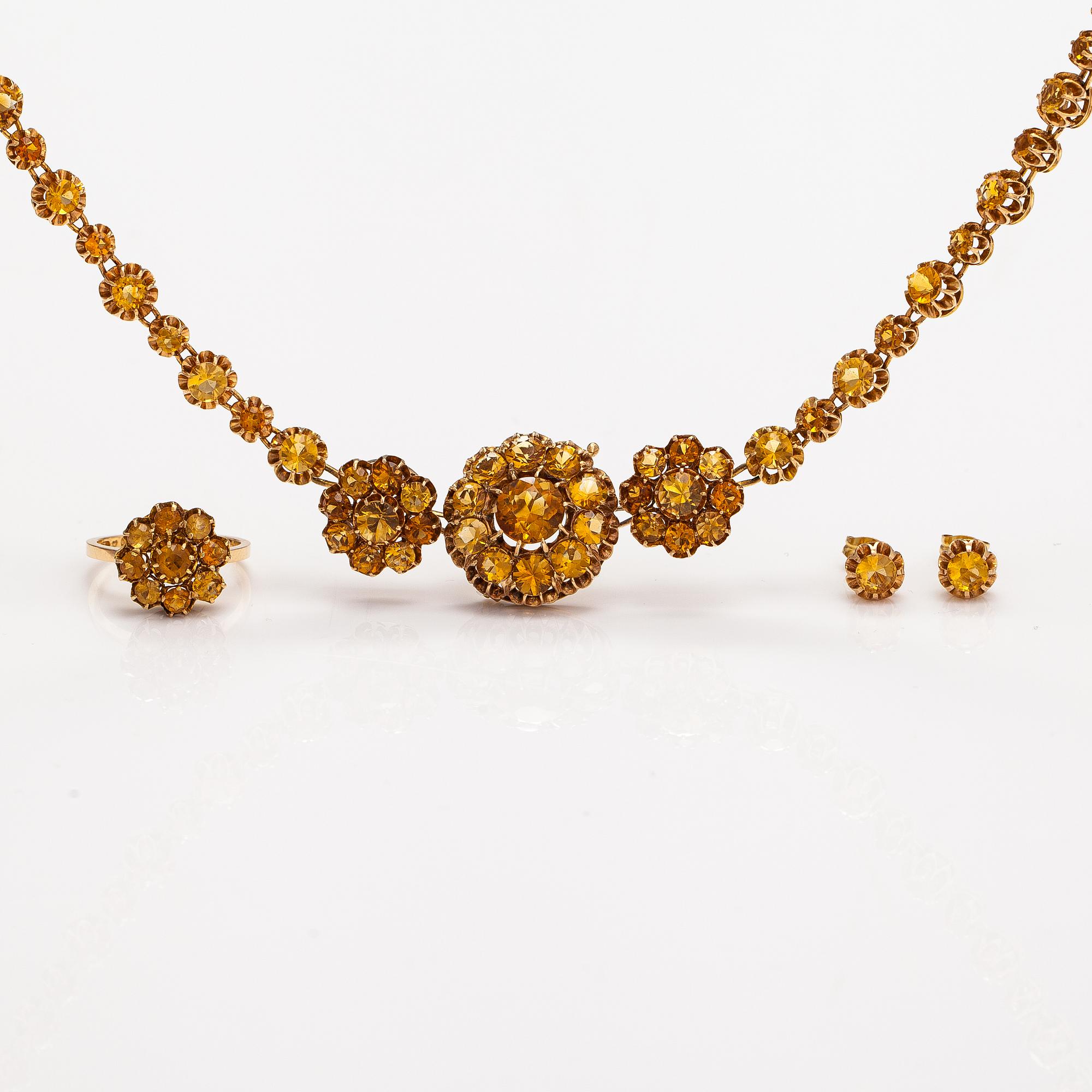 Torbjörn Tillander, A 14K gold jewellery suite with citrines. Helsinki 1981.