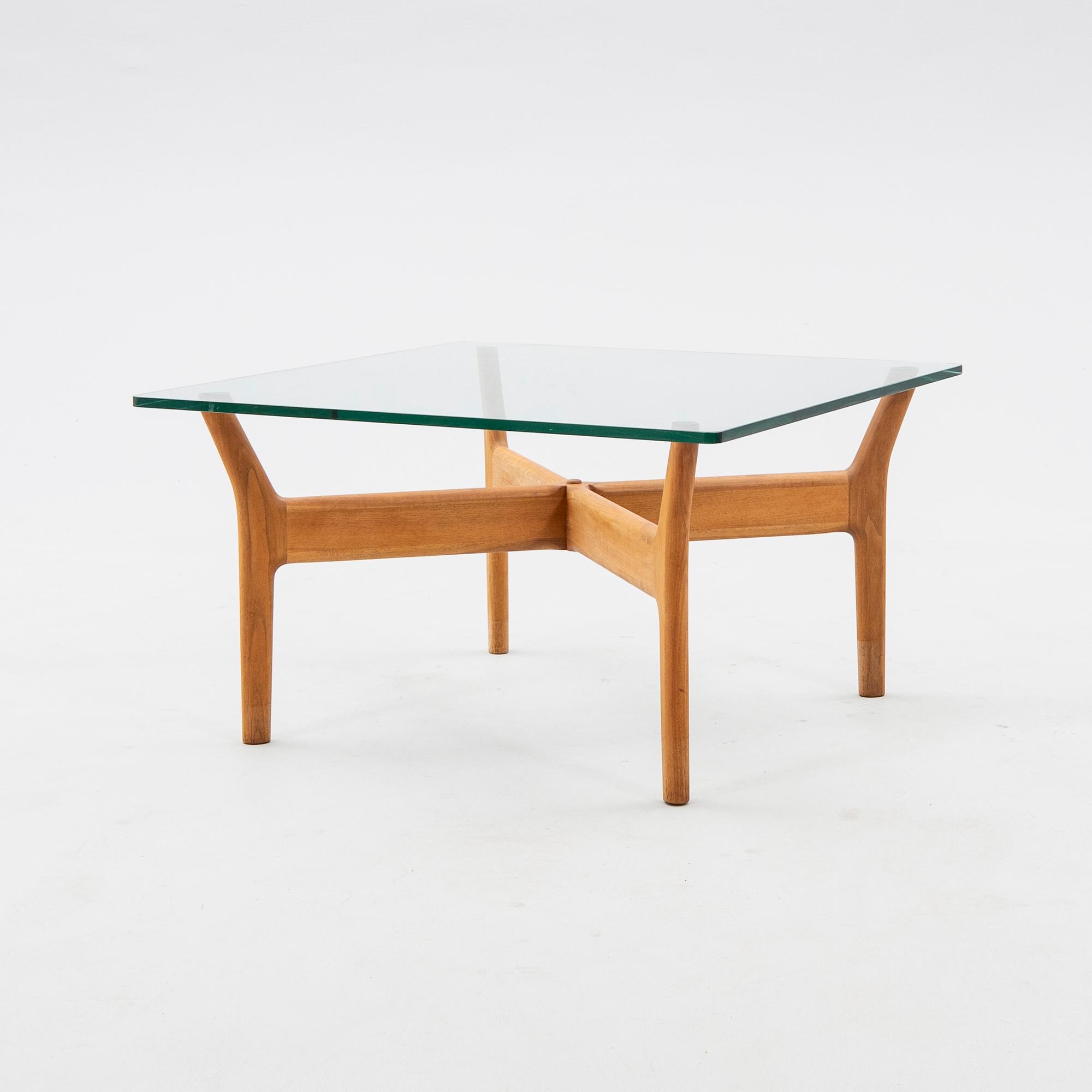 Soffbord "Prisma/2", Tingströms möbelfabrik AB Valdemarsvik 1960-tal.