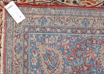 SEMI-ANTIQUE KASHAN. 361 x 263 cm.