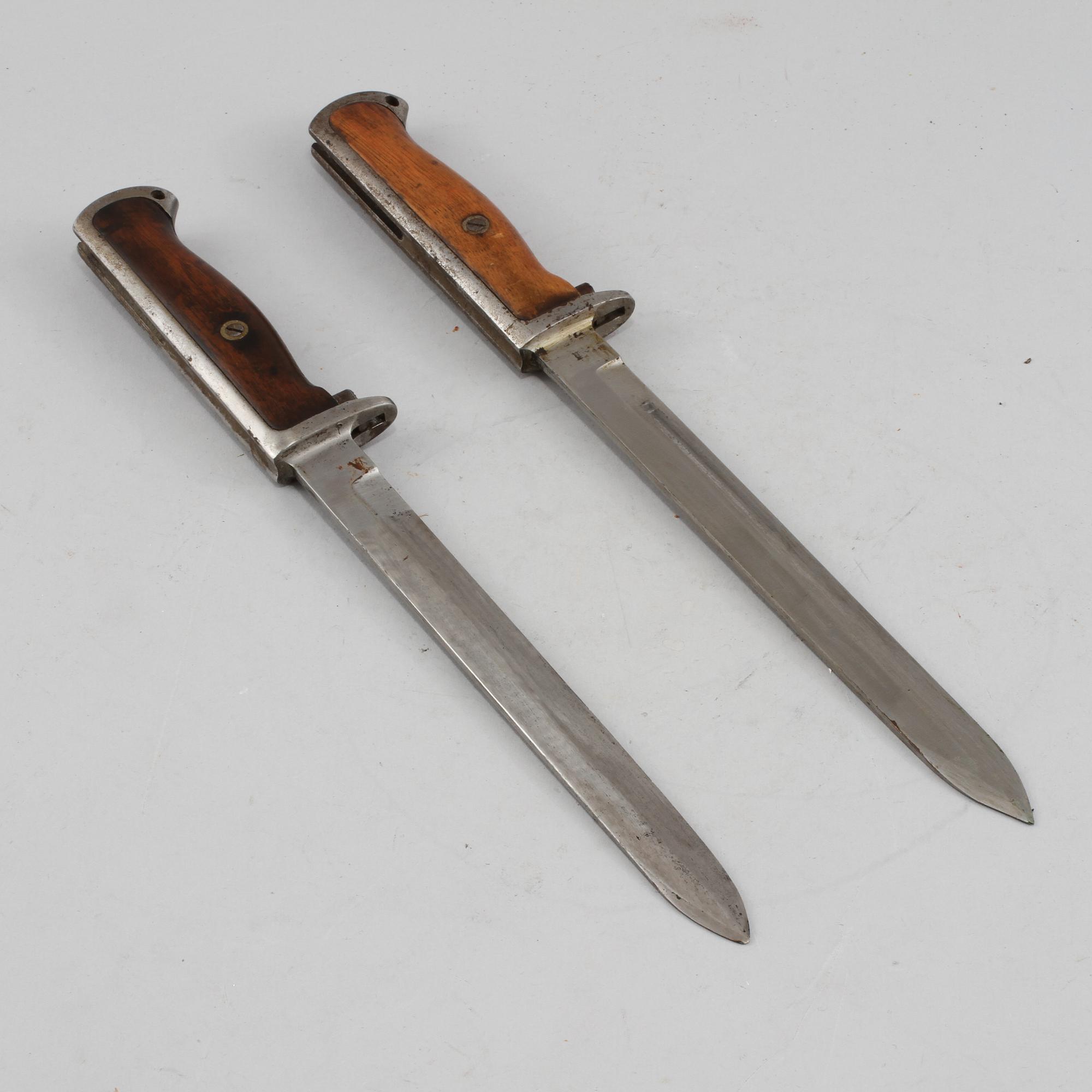 BAJONETTER, ett par, Sverige, 1900-tal.