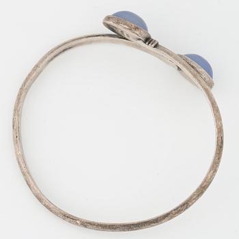 Sterling silver bangle with blue quartz.