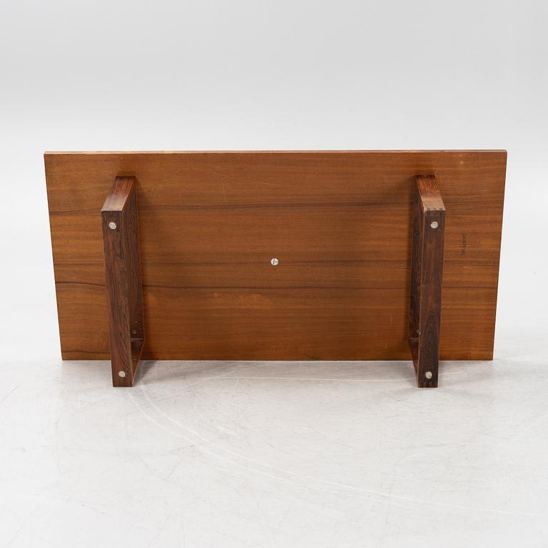 Poul Cadovius, a rosewood veneered coffee table, France & Son, 1960's.