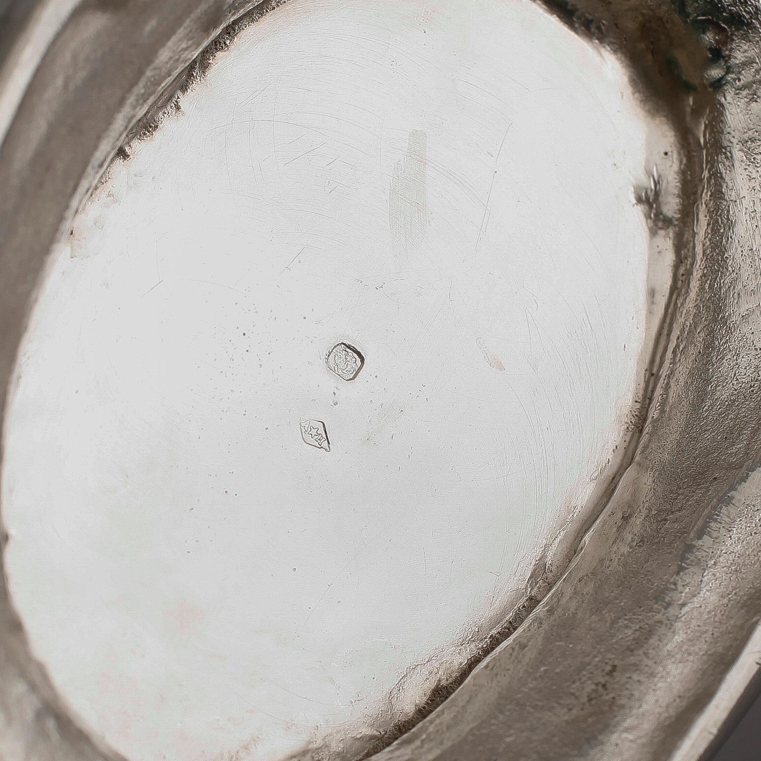 SÅSKANNA, silver, Frankrike, 1800-tal. Vikt ca 543 gram.