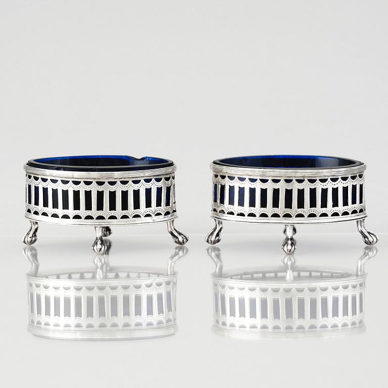 A Swedish pair of early 19th Century silver and blue glass salt cellars, mark of Pehr Zethelius, Stockholm 1808.