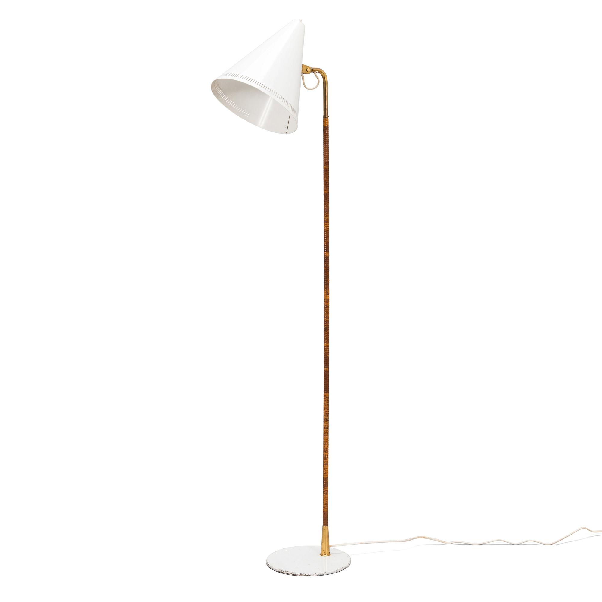 Paavo Tynell, golvlampa, modell K10-10, Idman, 1900-talets mitt.