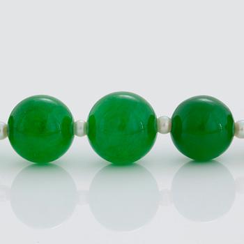 A NECKLACE with jadeite beads.