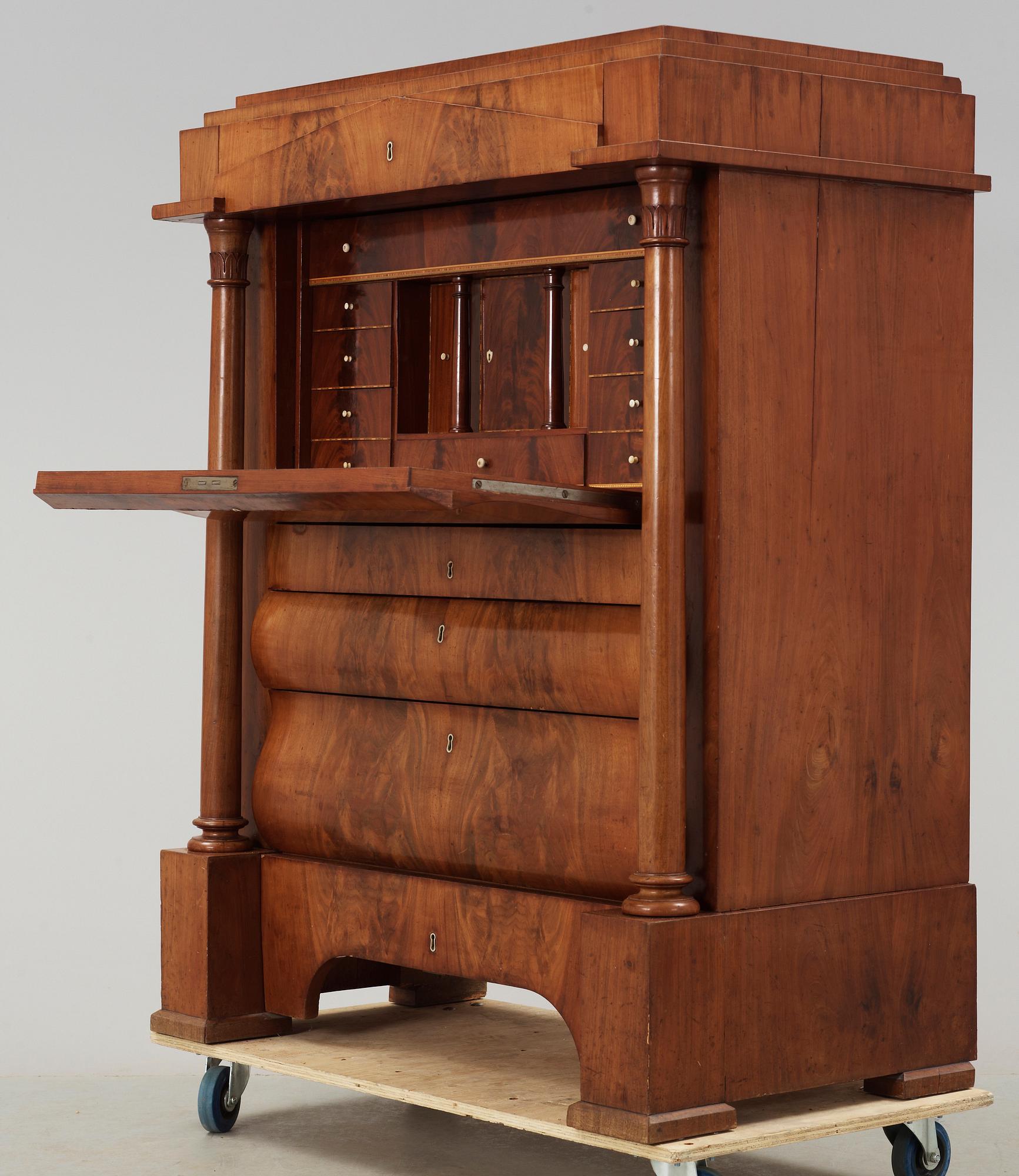 CHIFFONJÉ, Karl Johan, 1800-talets första hälft.