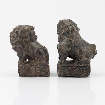 A matched set of scroll weights in the shape of buddhist lions, late Mingdynasty/early Qing dynasty.