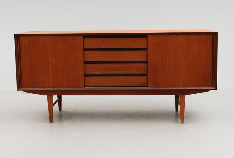 SIDEBOARD, 1900-talets andra hälft.