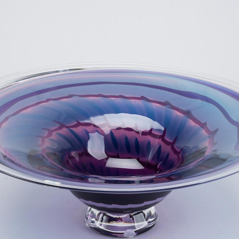 A LINDSHAMMAR BOWL not signed.