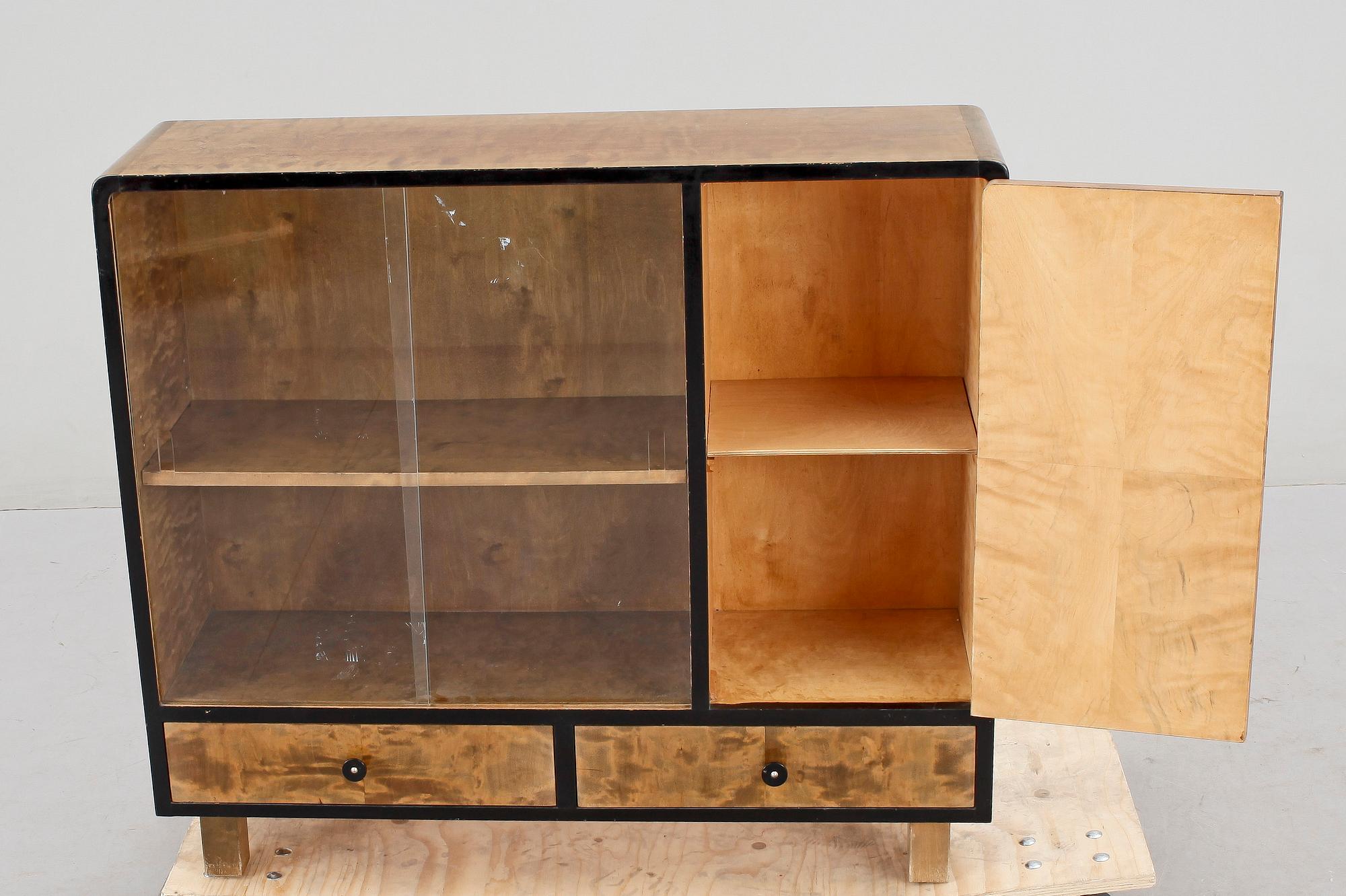 SIDEBOARD / SKÅP, Art Deco, 1930-/40-tal.