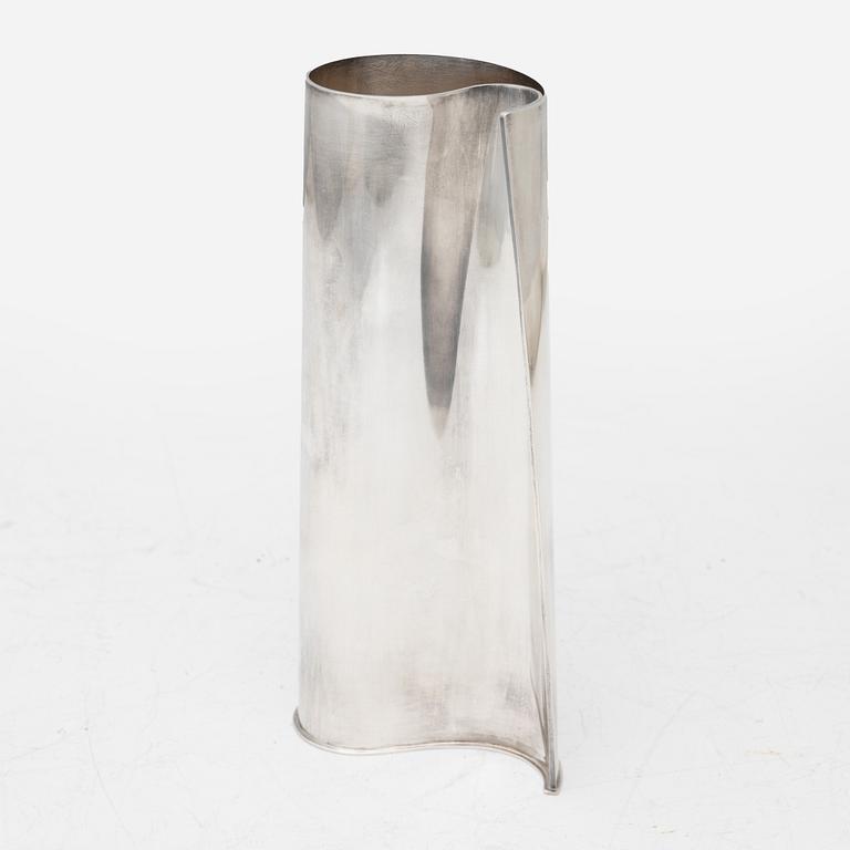 Rolf Lindståhl, a sterling silver vase, Stockholm, 2008.