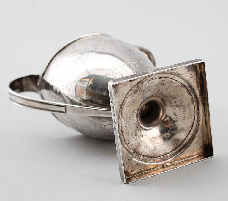 GRÄDDKANNA, silver, troligen Alexander Field, London 1796. Vikt ca 137 gram.