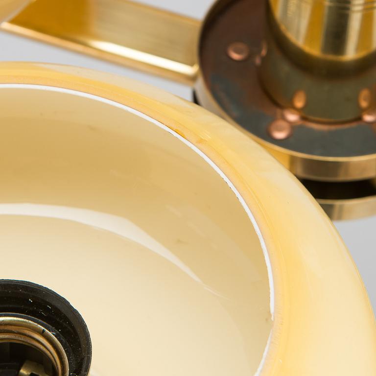 Paavo Tynell, kattovalaisin, malli 1441, Taito 1900-luvun puoliväli.