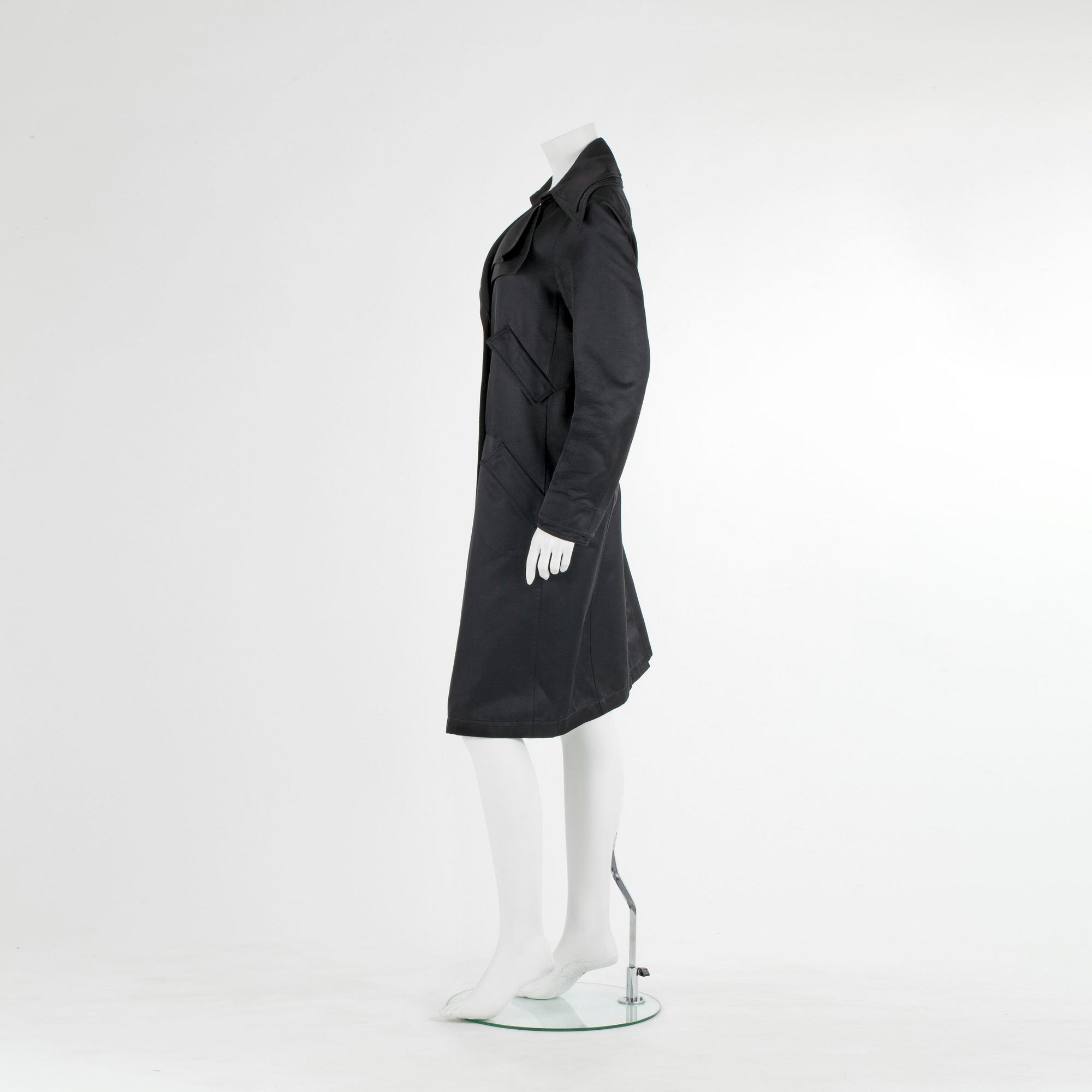 CHANEL, kappa, fransk storlek 44.