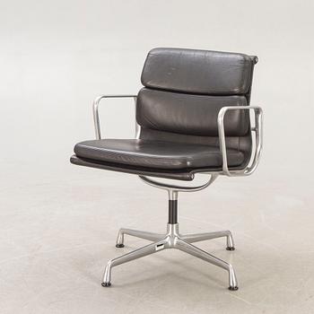 Charles & Ray Eames, Desk Chair, "EA 207 Soft Pad Chair", Vitra.