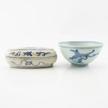 Bowl and box with lid Ming/Wanli China porcelain.