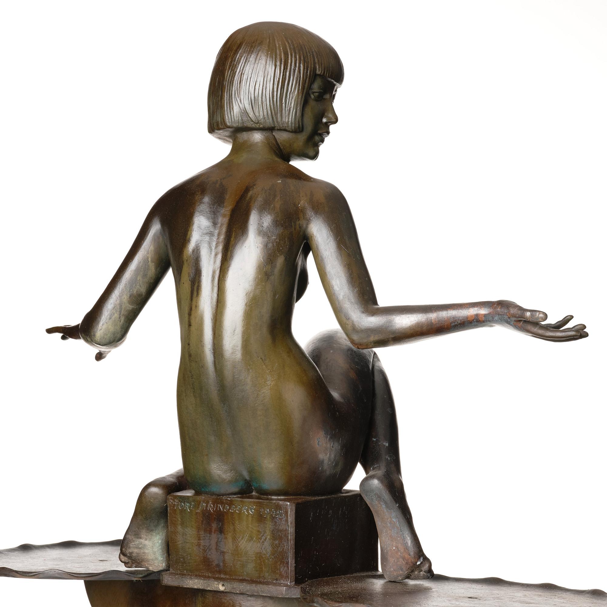 Tore Strindberg, "Flicka med fågelbad" (Girl with birdbath).
