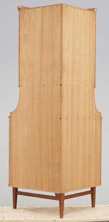 HÖRNSKÅP, 1960-tal.