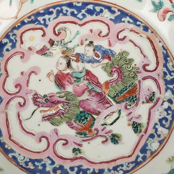 TVÄTTFAT, porslin, Kina, Qingdynastin, 1800/1900-tal.