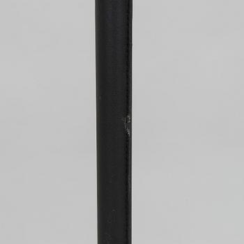 Alvar Aalto, lattiavalaisin, malli A810, Artek, 1900-luvun loppu.