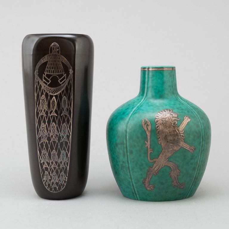 WILLHELM KÅGE, vas, "Argenta", samt SVEN JONSON, vas, "Facett", Gustavsberg, 1900-talets andra kvartal.