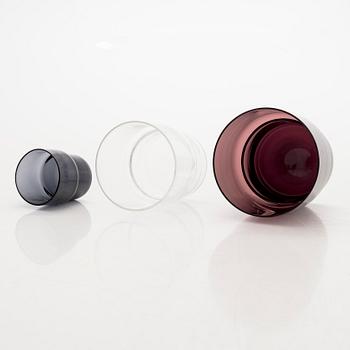 Saara Hopea, dricksglas, 26 st och kannor, 2 st, Nuutajärvi Notsjö.