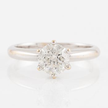 Ring 18K white gold set with a brilliant-cut diamond.