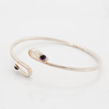 Silver bangle, Ceson.