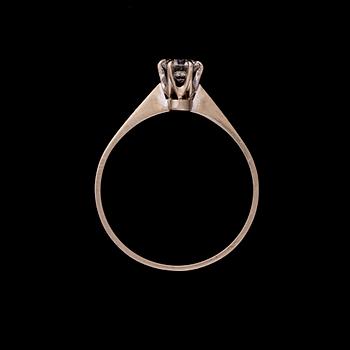 RING, 18K vitguld, diamant. H.J. Lehtovaara, Helsinki 1983. Vikt ca 1,9 g.