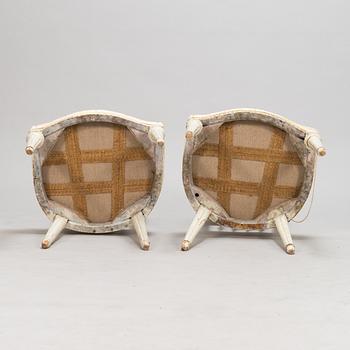 A pair of gustavian chairs made in Lindome by Johannes Andersson (1763-1840), signed IAS+, around the year 1800.