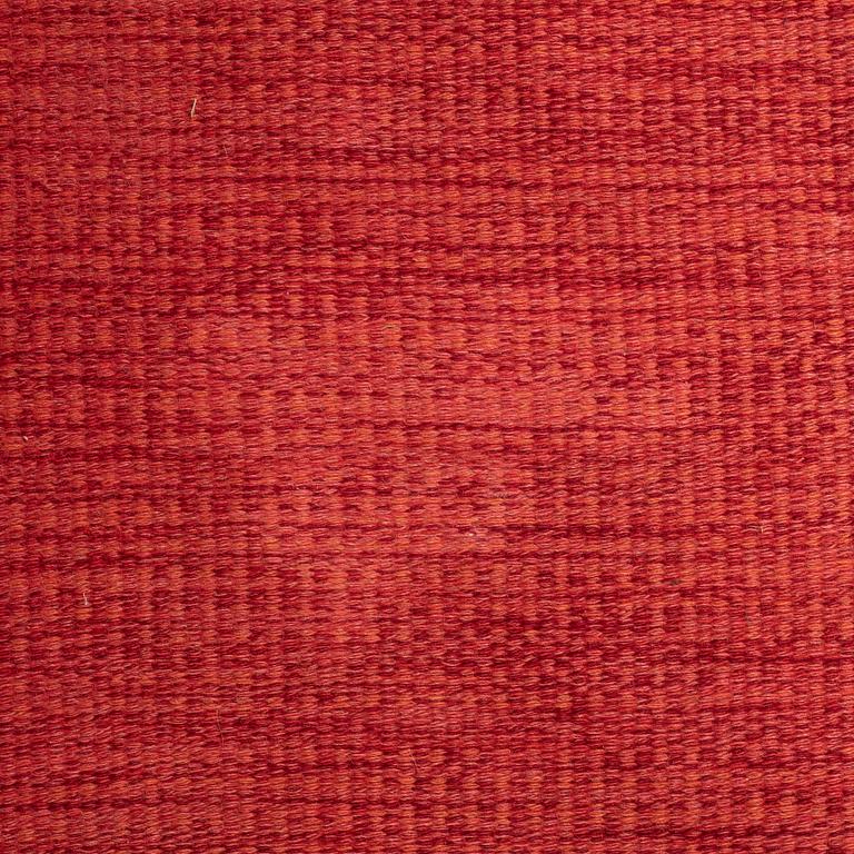 A carpet, flat weave, ca 353 x 230,5 cm, Sweden second half of the 20th century to around 2000.