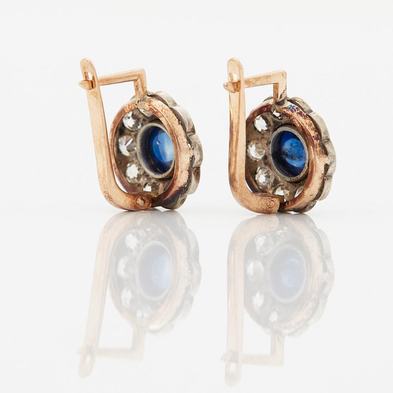 ÖRHÄNGEN i etui från FABERGÉ.