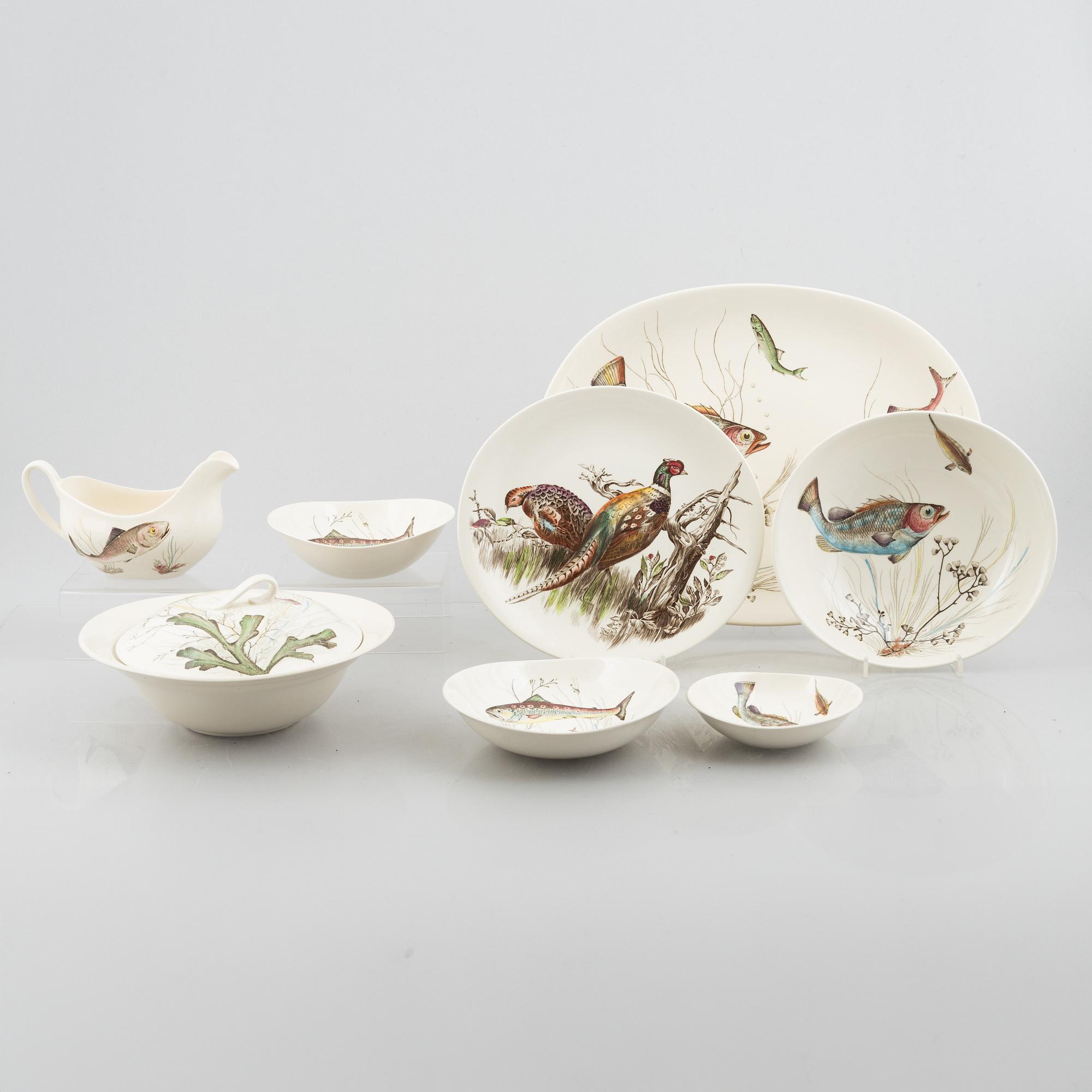 Matservis, 39 delar, flintgods, "Fish" & "Game birds", Johnson Bros, England.