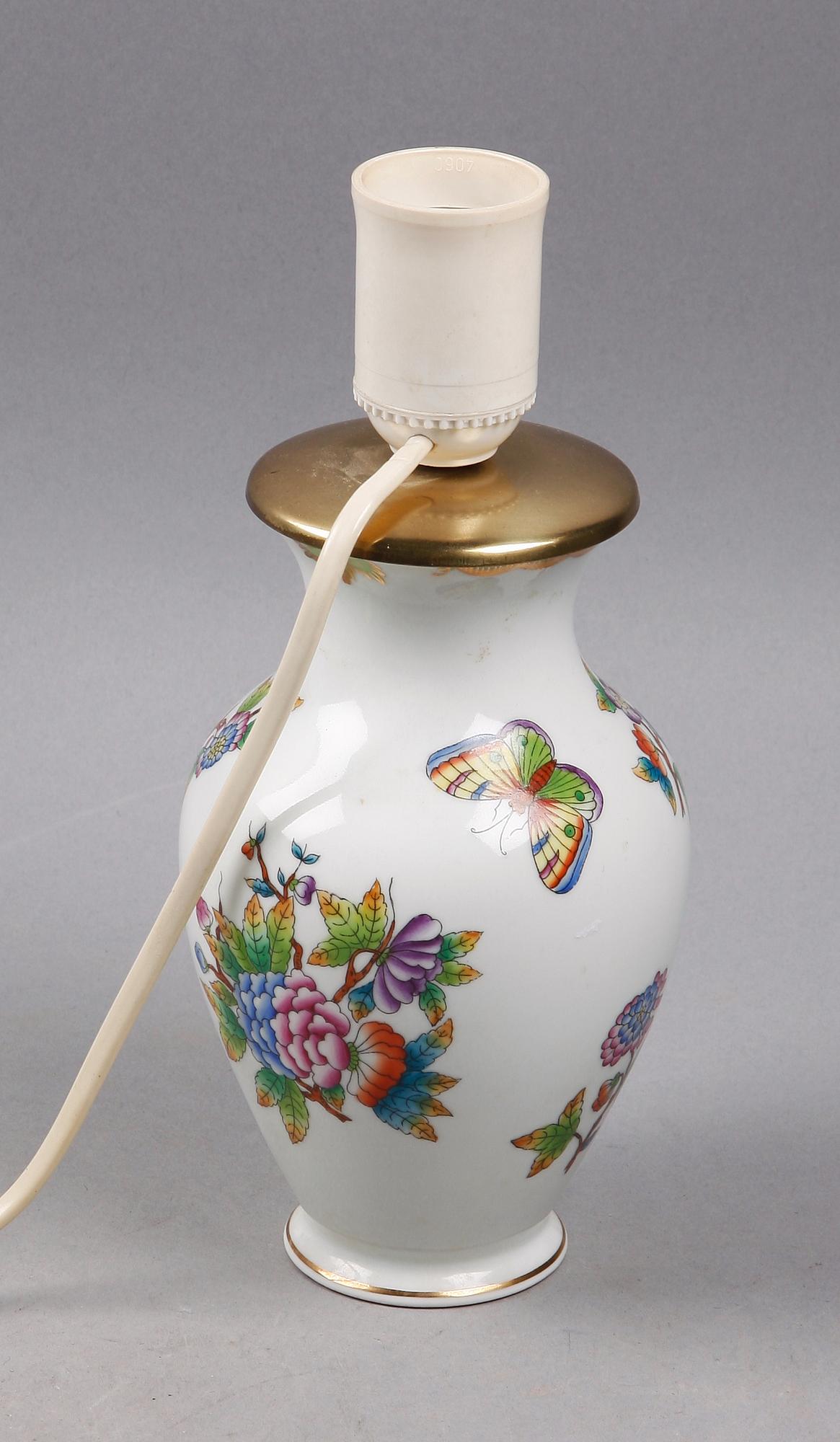 BORDSARMATUR, porslin, Herend, Ungern.