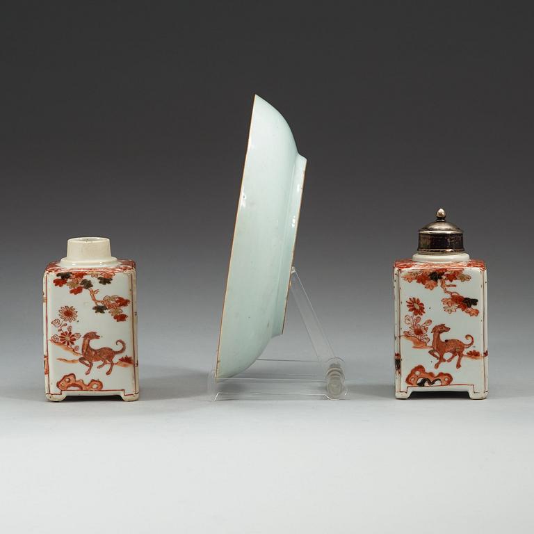 A pair 'European Subject' tea caddies and a dish, Qing dynasty, early 18th Century.