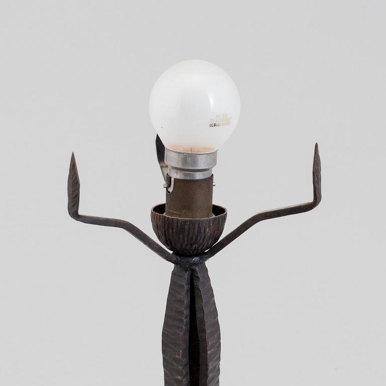 DAUM, bordslampa, Art Nouveau , Nancy, Frankrike, 1900-talets början.