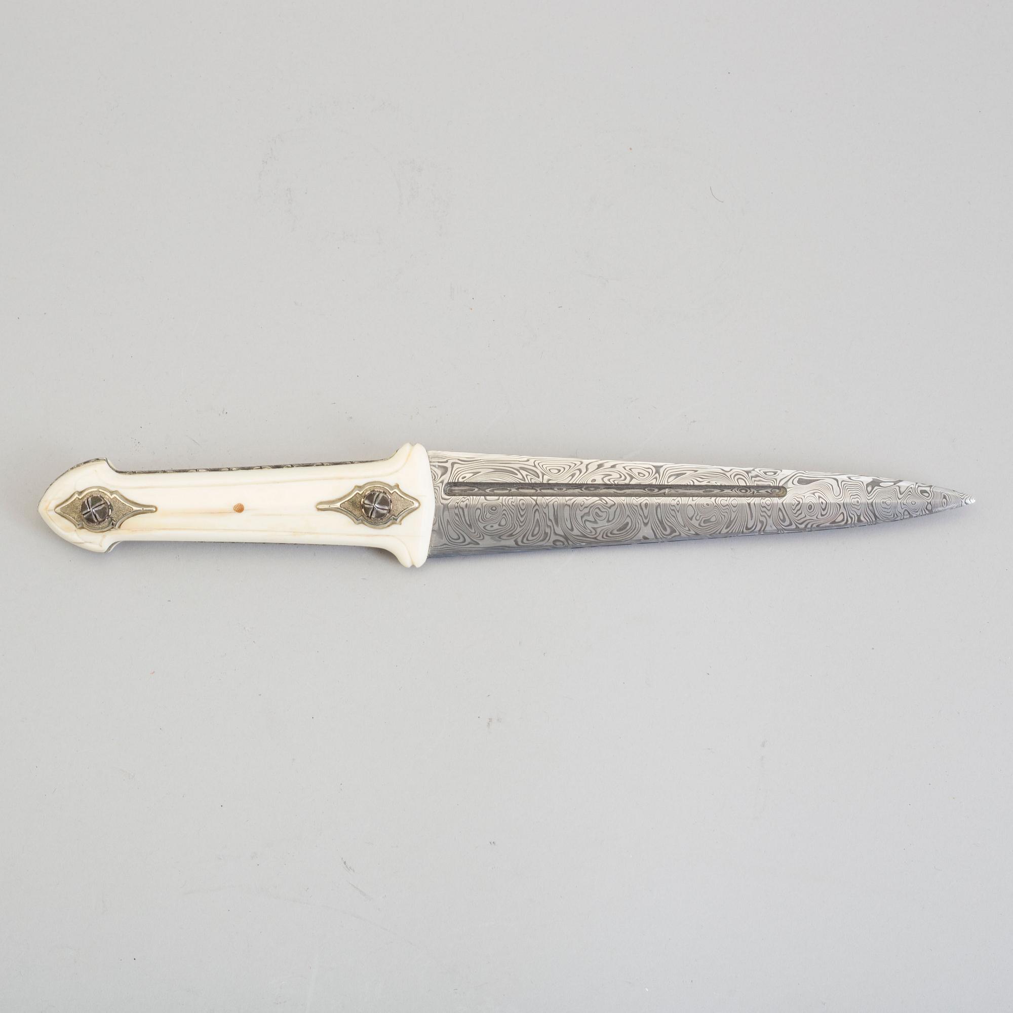 ANDRZEJ RYBAK, kniv, samtida.