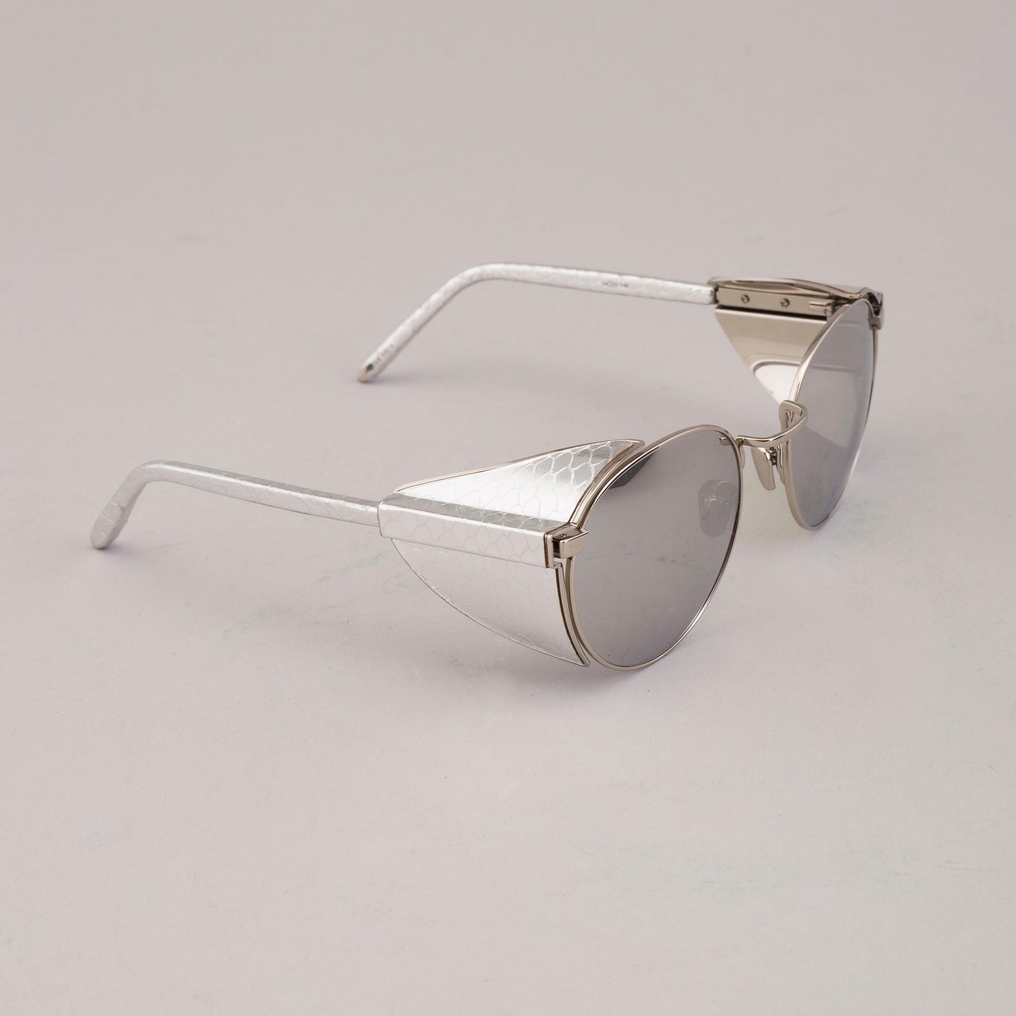 SUNGLASSES, Linda Farrow.